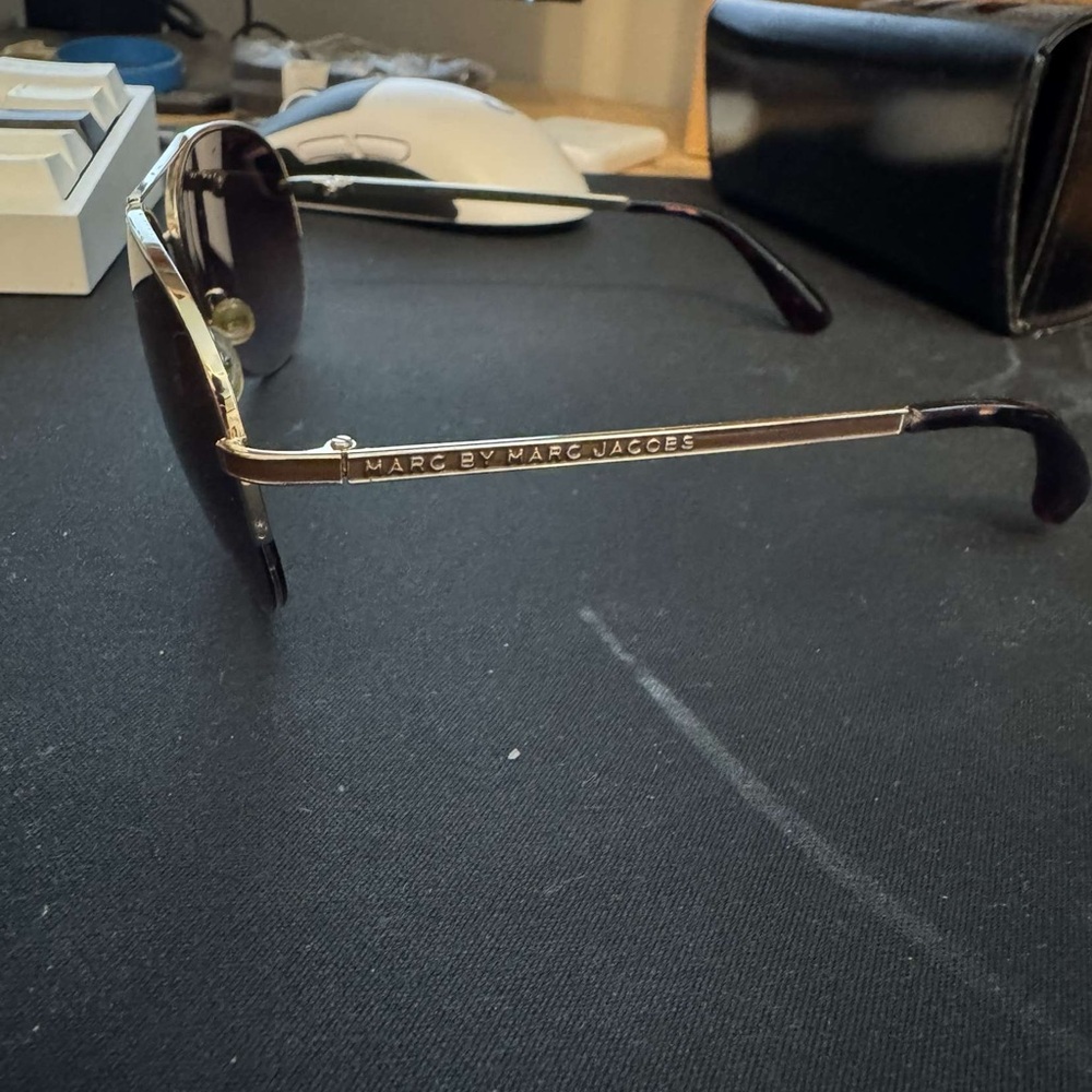 Marc By Marc Jacobs Gold and Brown Sunglasses 119/s 0Q4G 02